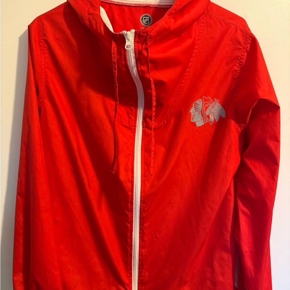 NHL Chicago Blackhawks Women's size  M lightweight rain jacket red with hood